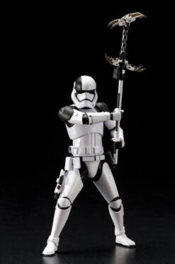Kotobukiya Star Wars First Order Stormtrooper Executioner ARTFX+ Statue 15 Kotobukiya Star Wars First Order Stormtrooper Executioner ARTFX+ Statue -Model Figures 903832UKST6