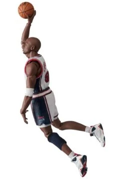 MAFEX Michael Jordan (1992 Team USA) NBA Action Figure -Model Figures MC47132 8